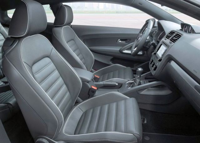 Scirocco spor ön koltukları