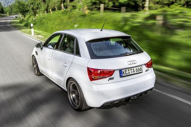 Audi A1 ABT arka spoyler ve tampon detayı