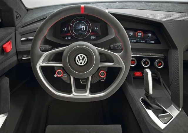 Design Vision GTI direksiyon ve gösterge paneli