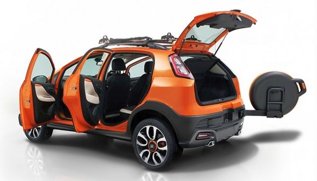 Fiat Avventura arka tasarımı ve dış yedek lastik taşıyıcısı