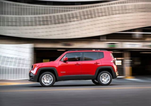 Jeep Renegade yan profil görünümü
