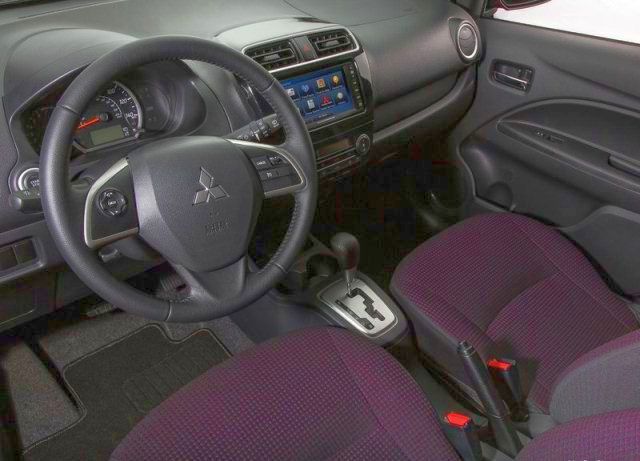 Mitsubishi Space Star ve Mirage kabin görünümü