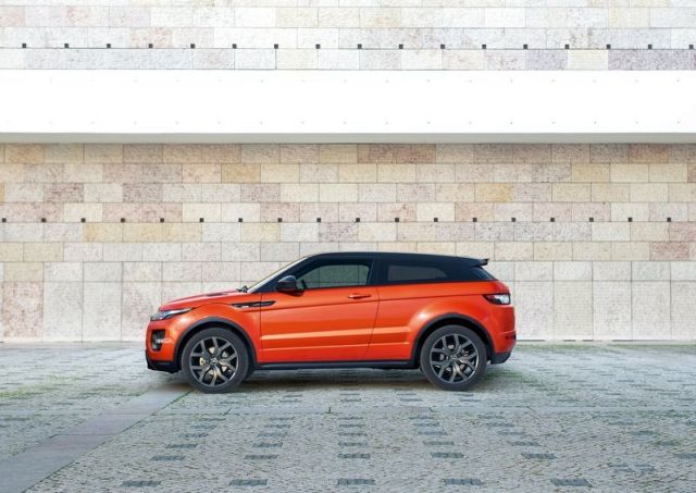 Range Rover Evoque Autobiography Dynamic yan profil