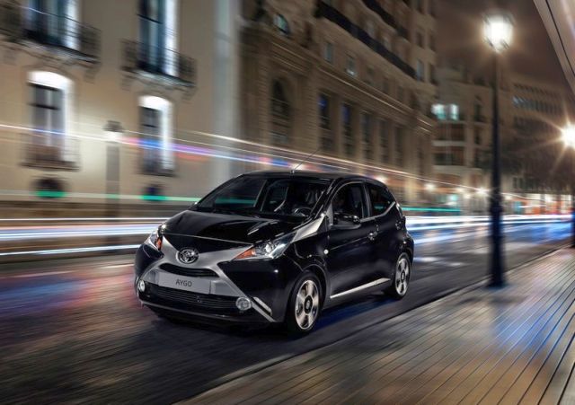 Aygo ön bölüm ve far tasarımı