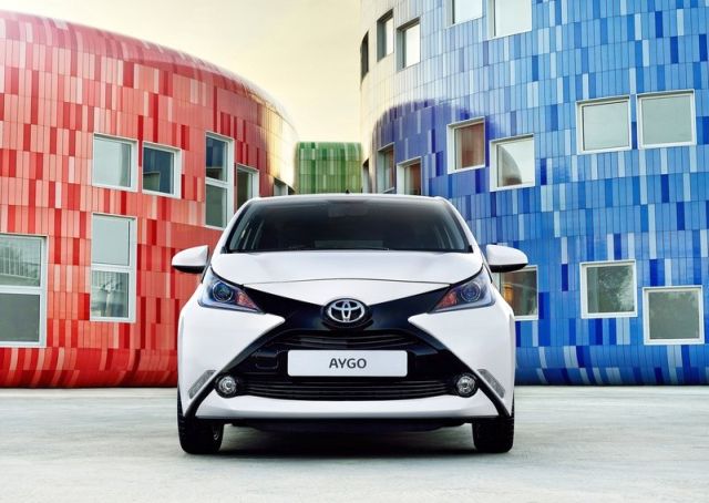 Aygo ön çapraz görünümü