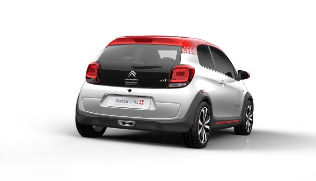 Citroen C1 Swiss and Me arka çapraz görünüm