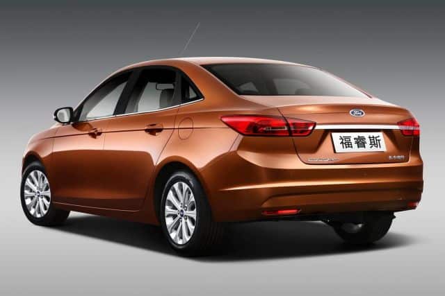 2015 Ford Escort Fiesta Sedan otomobil arşiv görseli