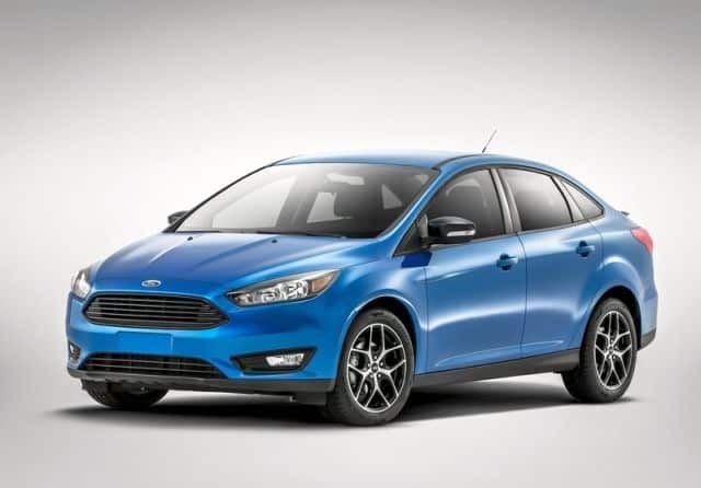 Ford Focus Sedan trapez ızgaralı ön tasarımı