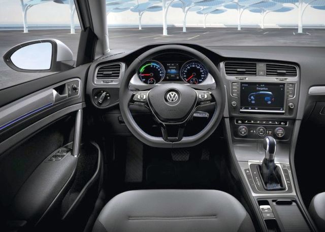 Volkswagen e-Golf gösterge paneli