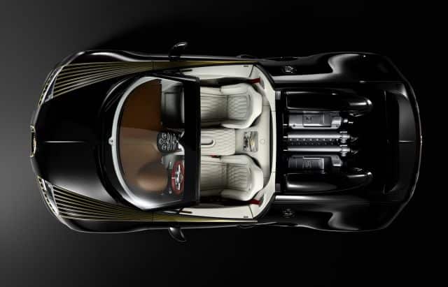 Bugatti Veyron Black Bess üstten görünüm