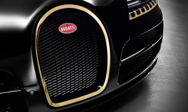 Black Bess açık tavanlı ön görünüm
