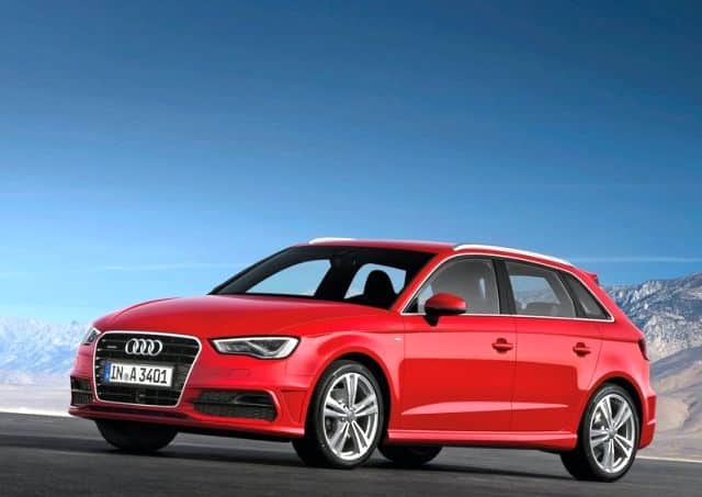 Audi A3 Sportback S line önden üç çeyrek