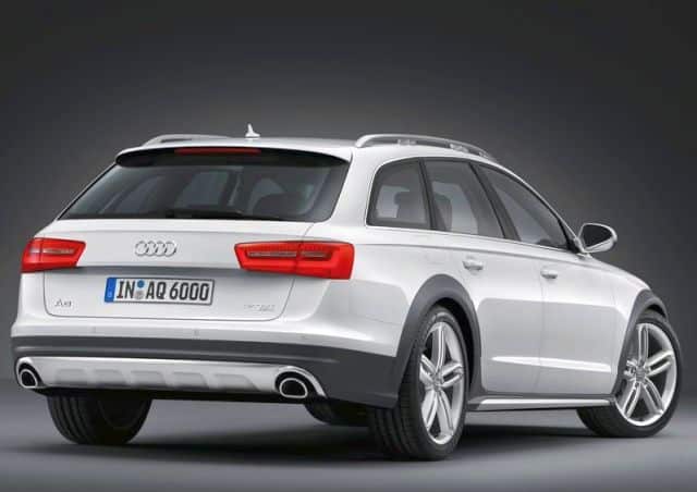 Audi A6 allroad arka üç çeyrek görünümü