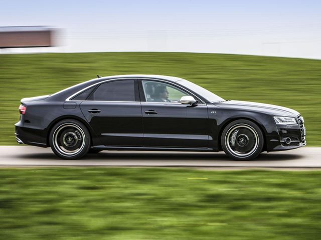 Audi S8 ABT koyu renkli sedan yan profil