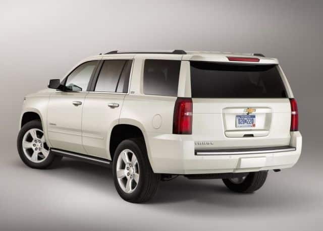 Chevrolet Tahoe arka üç çeyrek görünüm
