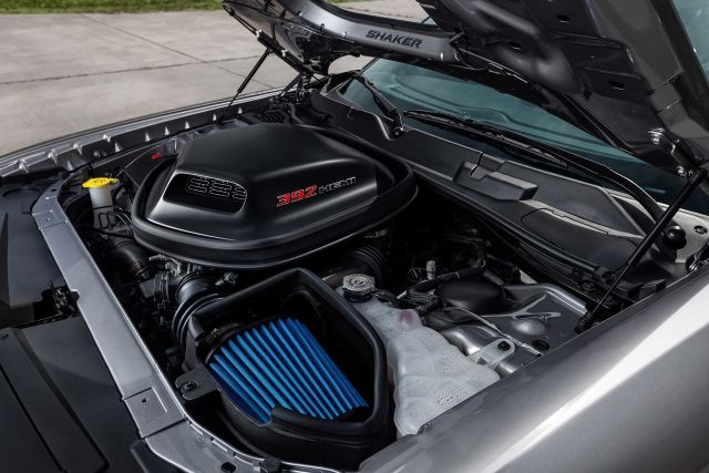 Dodge Challenger arşiv galeri görünümü