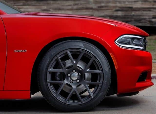 2015 Dodge Charger dış tasarım görünümü