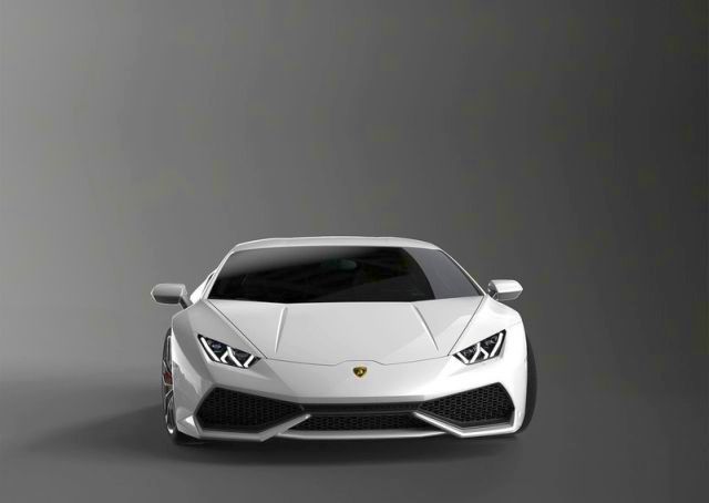 Lamborghini Huracan ön gövde görünümü