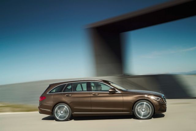Mercedes C 300 BlueTEC HYBRID Estate görseli 12