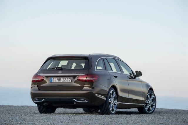 Mercedes C 300 BlueTEC HYBRID Estate tanıtım görseli