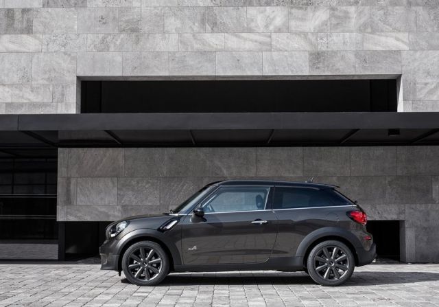 MINI Paceman ön üç çeyrek görünümü