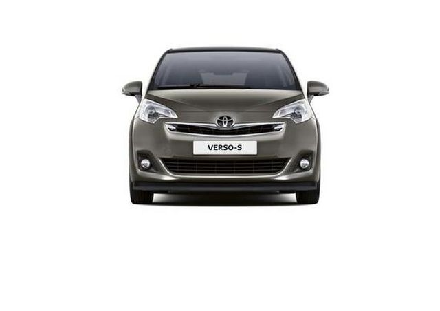Toyota Verso-S yenilenen ön bölüm ayrıntıları