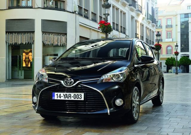 Toyota Yaris yenilenen arka bölüm görseli 12