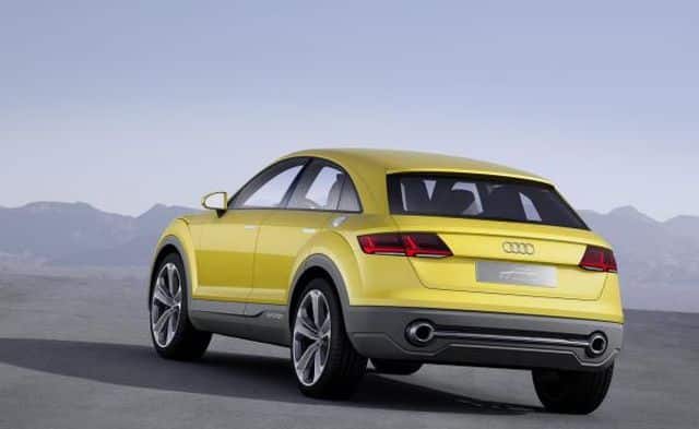 Sonora sarısı Audi konseptinin stüdyo görünümü