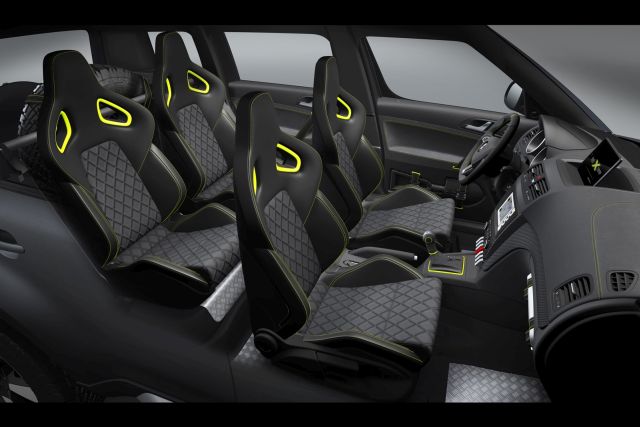 Yeti Xtreme dört Recaro koltuklu kabini