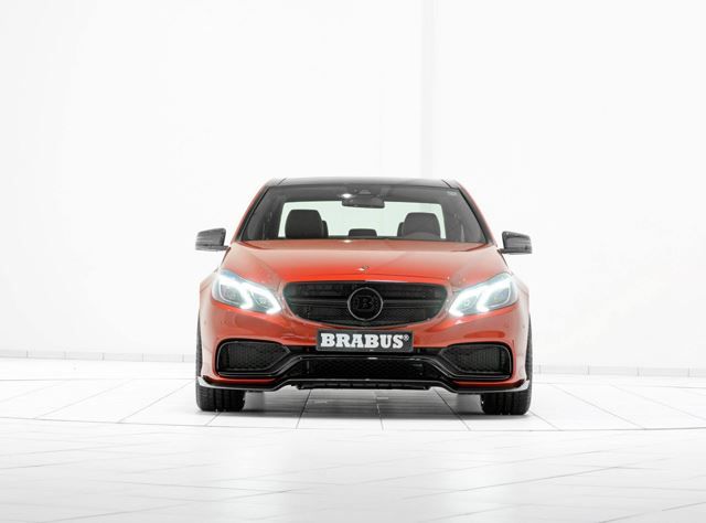 BRABUS 850 sedan ön tasarımı