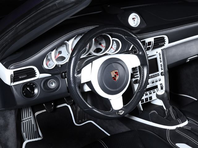 Porsche 911 Carrera Cabriolet CAM SHAFT arka görünüm