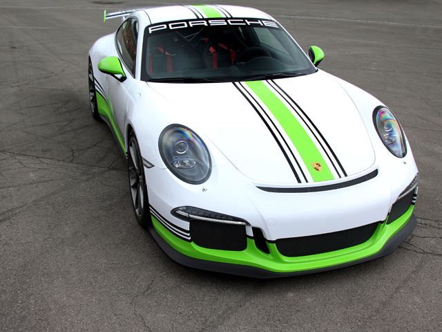 Fostla tasarımlı Porsche 911 GT3 yan bölüm folyo ayrıntıları