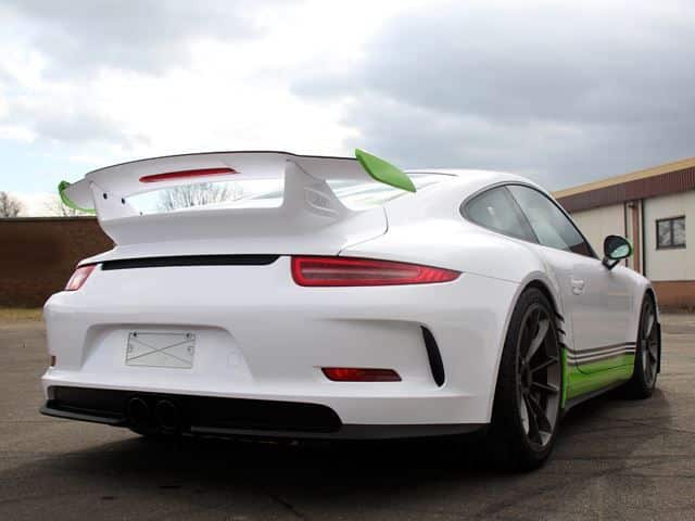 Fostla Porsche 911 GT3 ayna kapağı ve yan şerit ayrıntıları