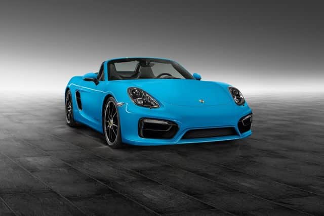 Porsche Boxster S Riviera Blue ön üç çeyrek görünümü