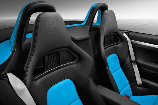 Porsche Boxster S spor koltukları ve takla barları