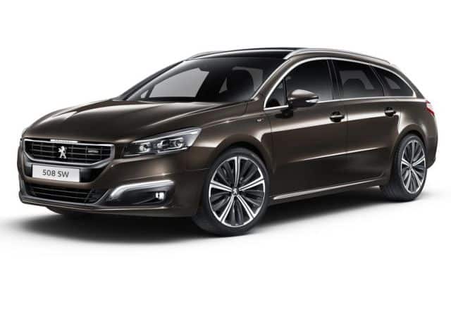Yenilenen Peugeot 508 SW ön çapraz görünümü