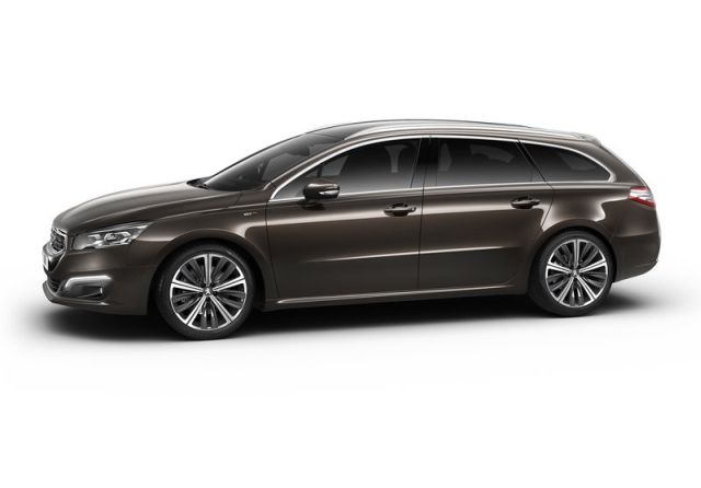Peugeot 508 SW Restyle yan görünümü