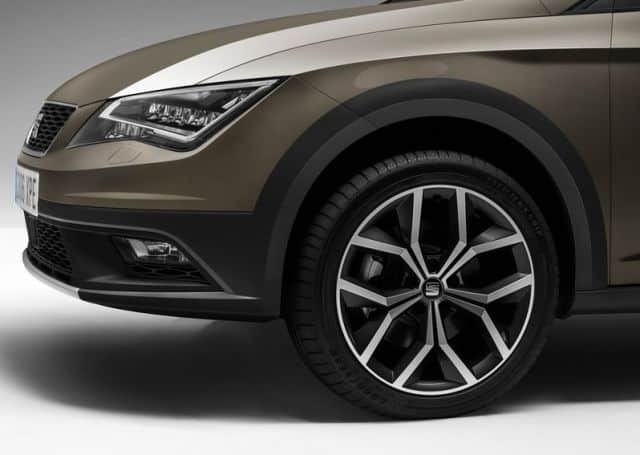 Seat Leon X-Perience ön bölüm ve alaşım jant detayı