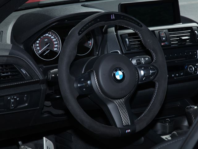 BMW M235i RS direksiyon ve gösterge paneli
