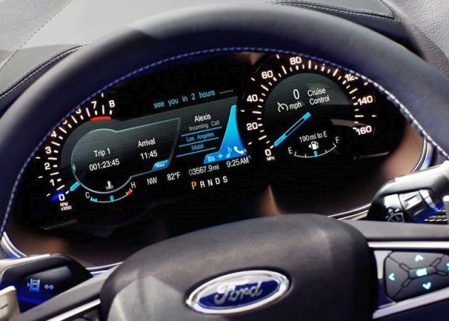Ford Edge Concept gösterge paneli
