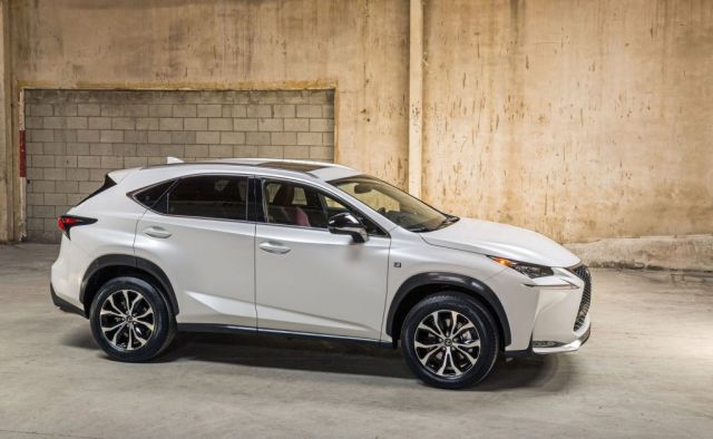 2015 Lexus NX 200t F Sport önden üç çeyrek görünüm