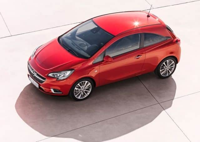 Opel Corsa E beş kapılı model üstten görünüm