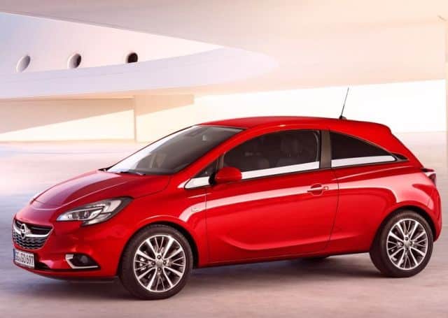 Opel Corsa E üç kapılı model yan profil
