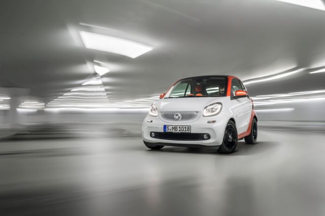 Smart Fortwo kapalı otopark sürüşü