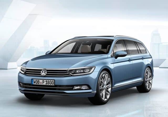 Passat Variant ön üç çeyrek görünüm
