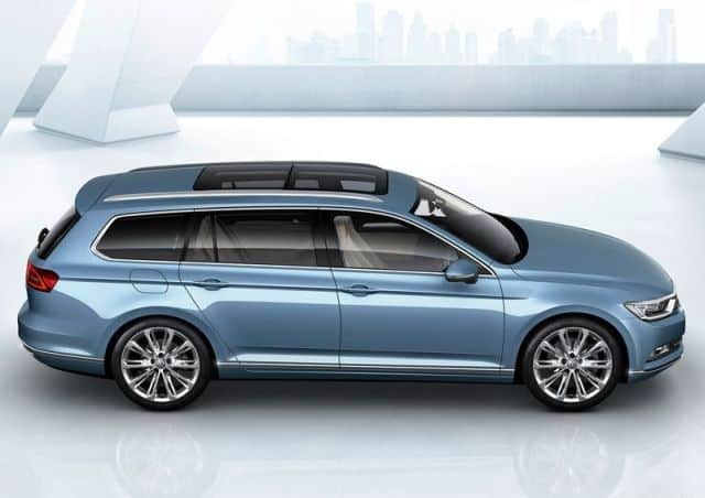 Volkswagen Passat Variant panoramik tavanlı yan görünüm