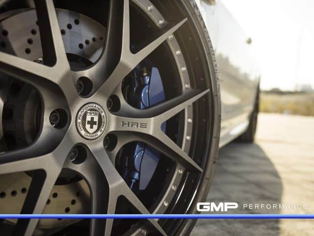 HRE S101 jant merkezi ve BMW M6 fren sistemi