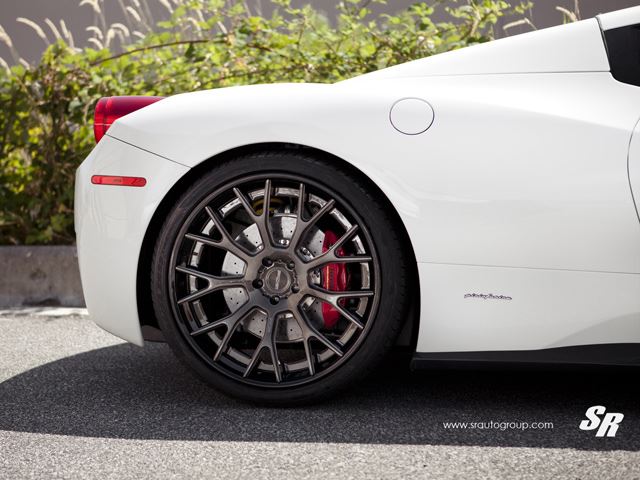 Ferrari 458 Spider kokpit ayrıntısı