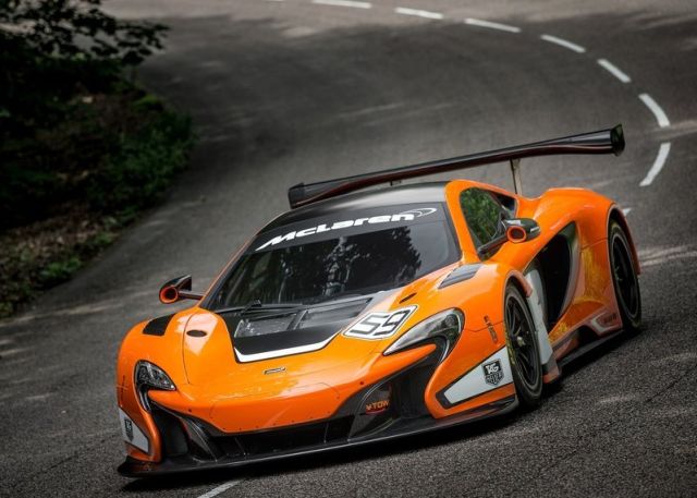 650S GT3 viraj girişinde