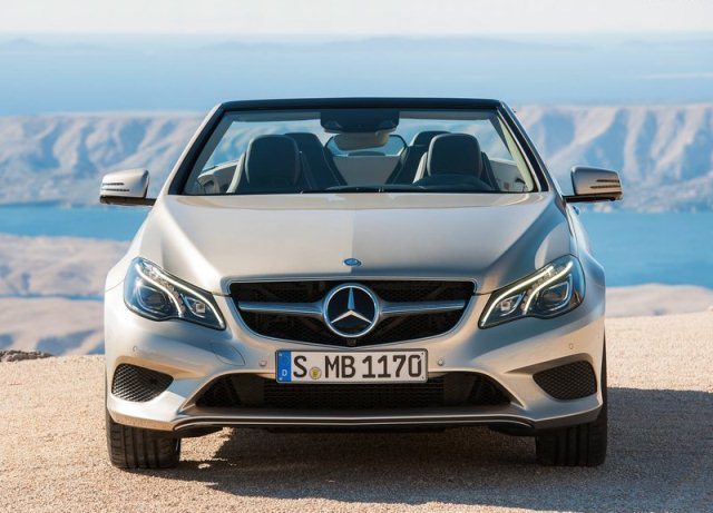 E-Class Cabrio ön ızgara ve far tasarımı